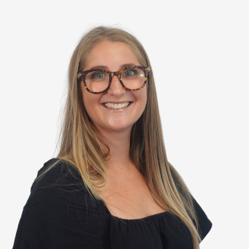Jess 2.55 Jessica Garbutt Property Consultant Pro Headshot